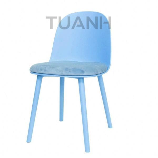 gh_-_n-cafe-xdaily-tulip-chair__1__066bb26fca7a4837b2638d1e14b69409_grande